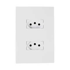 CONJUNTO DE INTERRUPTOR COM 2 TOMADA DE EMBUTIR 2P+T DE 20A LINHA I9
