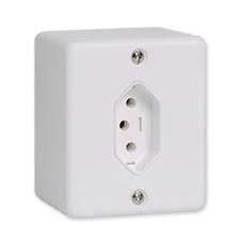 CONJUNTO DE INTERRUPTOR COM 1 TOMADA DE SOBREPOR 2P+T DE 10A  LINHA BOX SOBREPOR